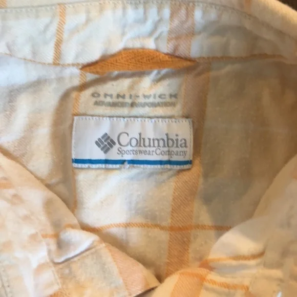 Columbia flannel. Size Medium - Picture 2 of 2